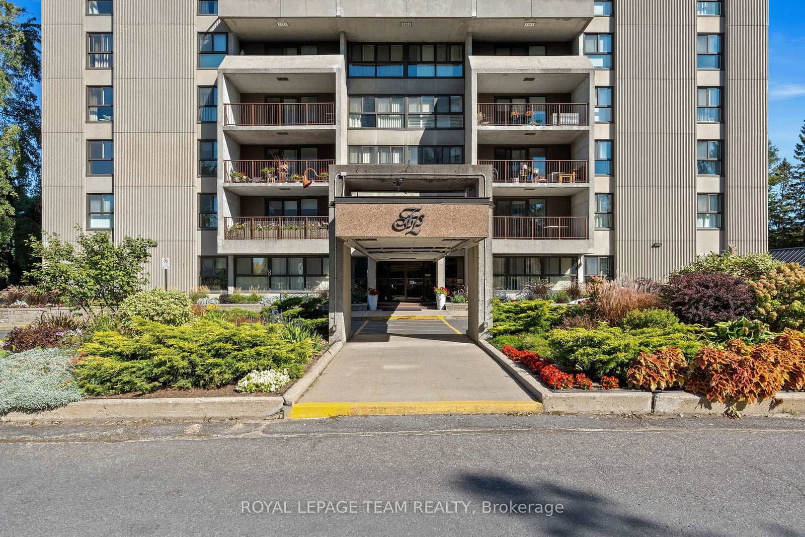 2501 - 1785 Frobisher Lane, Ottawa, ON — photo 2