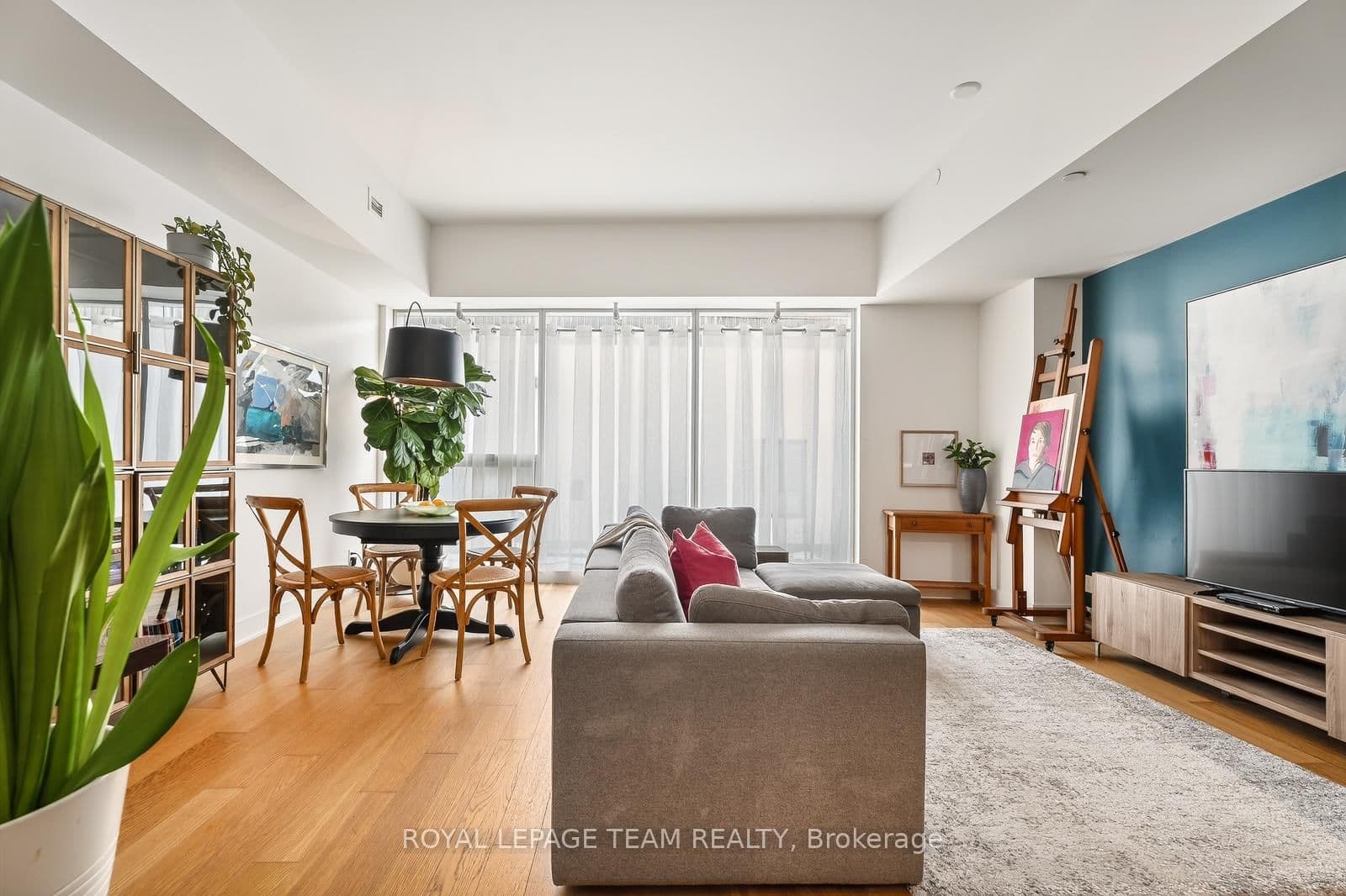 103 - 485 Richmond Road, Ottawa, ON — photo 2