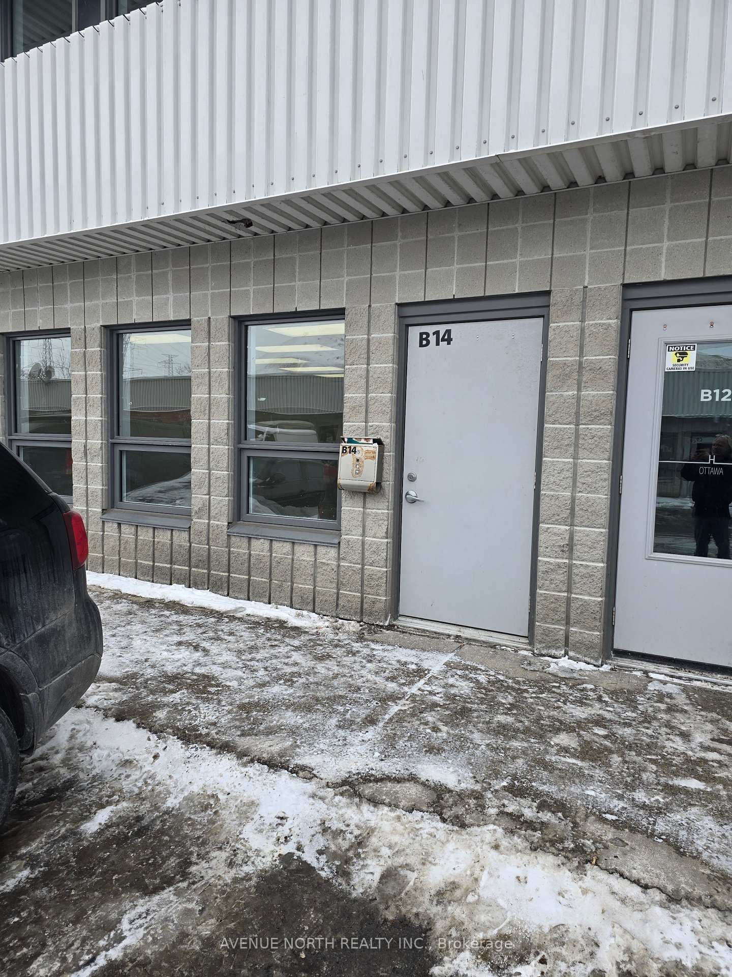 33 - 2285 St Laurent Boulevard, Ottawa, ON — photo 3