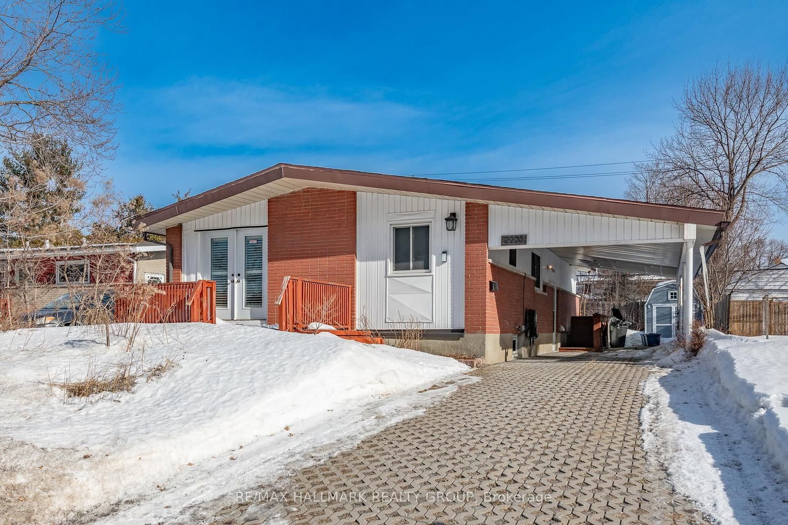 2223 Halifax Drive, Ottawa, ON — photo 2
