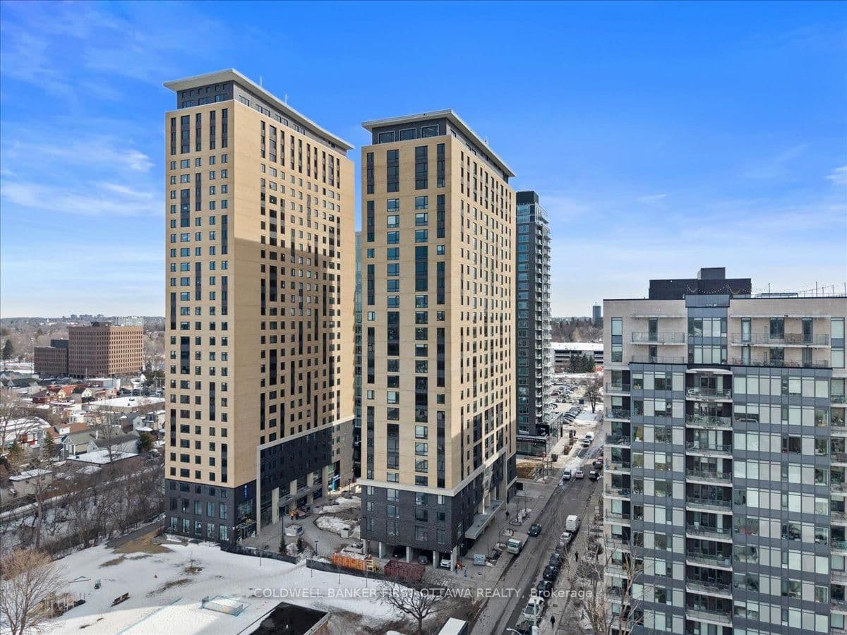 2308 - 105 CHAMPAGNE Avenue, Ottawa, ON