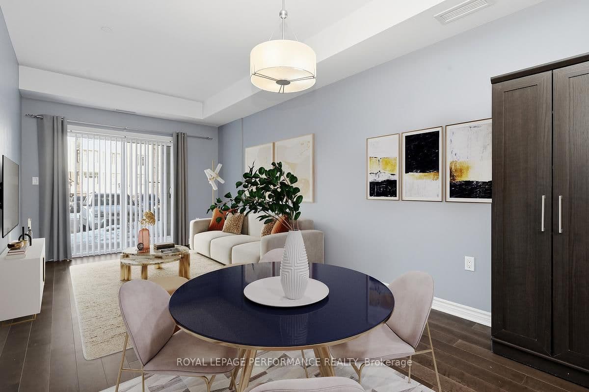 116 - 120 Prestige Circle, Ottawa, ON — photo 2