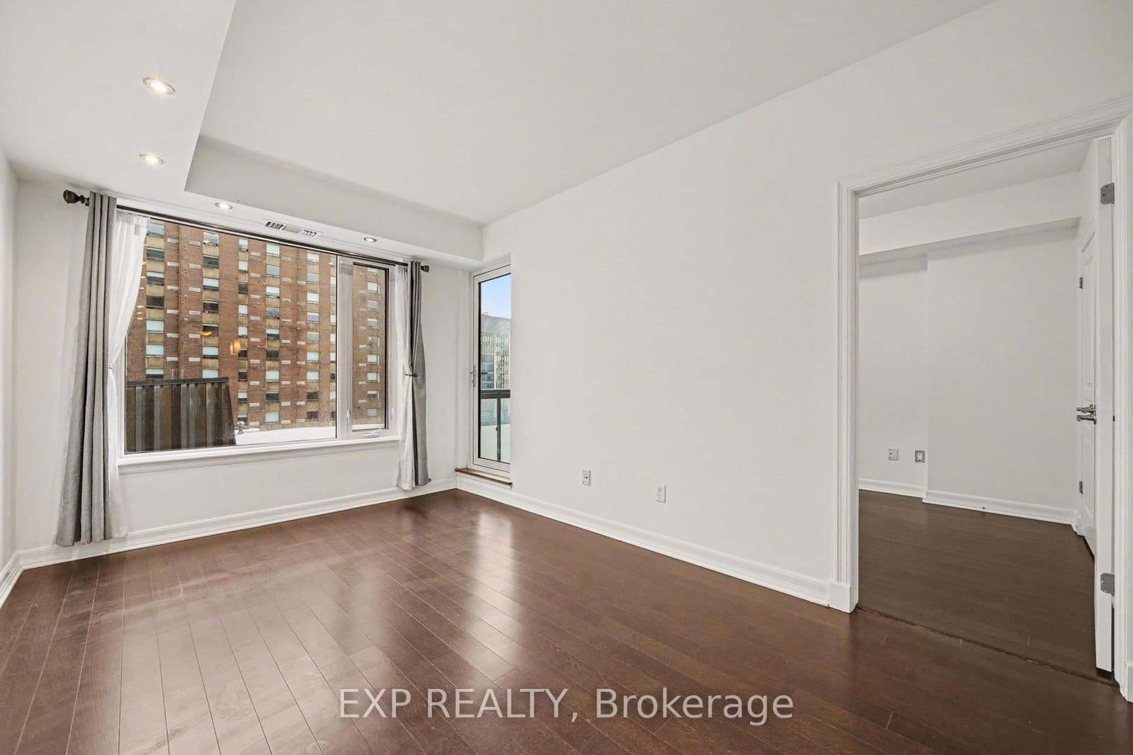 510 - 238 Besserer Street, Ottawa, ON — photo 3