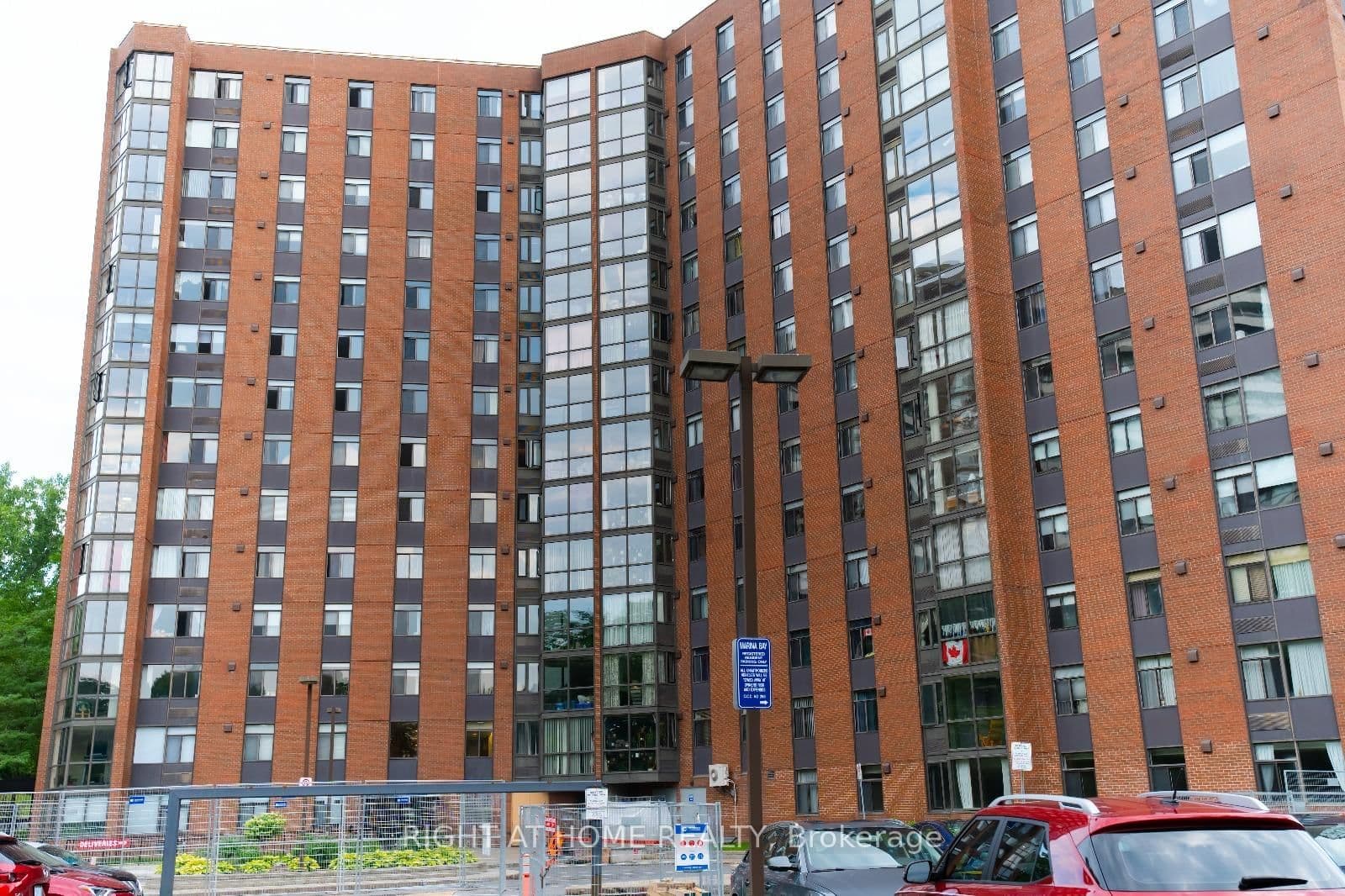 1516 - 2871 Richmond Road, Ottawa, ON