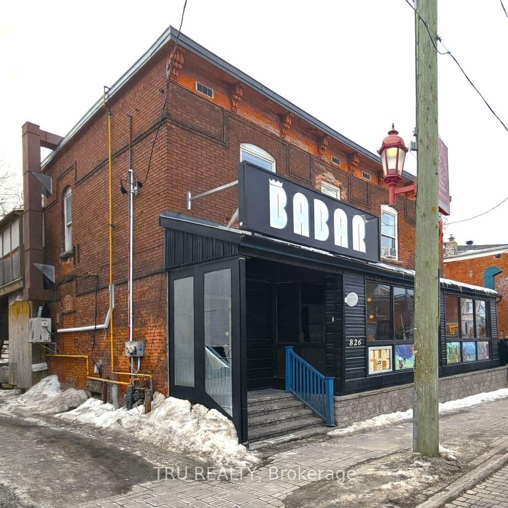 826 Somerset Street, Ottawa, ON