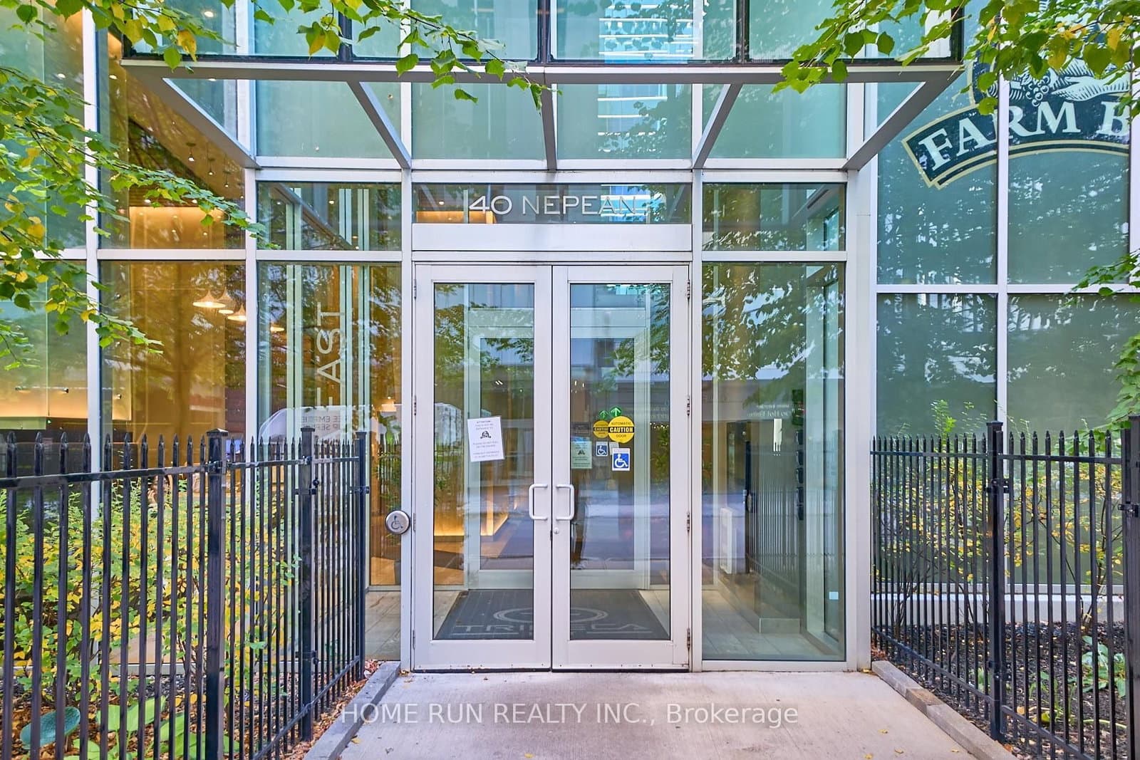 1306 - 40 Nepean Street, Ottawa, ON — photo 2