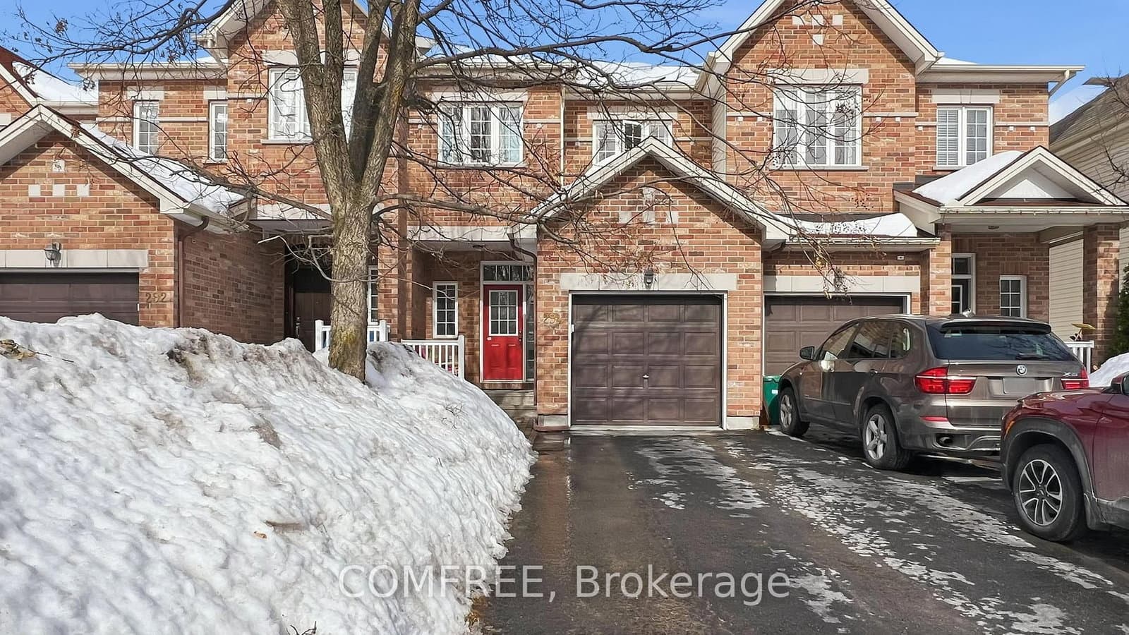 294 Waymark Crescent, Ottawa, ON — photo 2