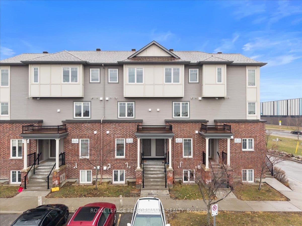 232 Shanly Private, Ottawa, ON