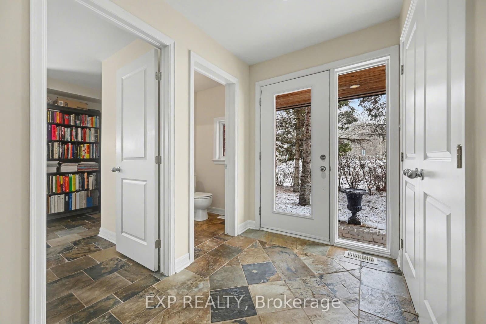 51 Callaghan Private, Ottawa, ON — photo 3