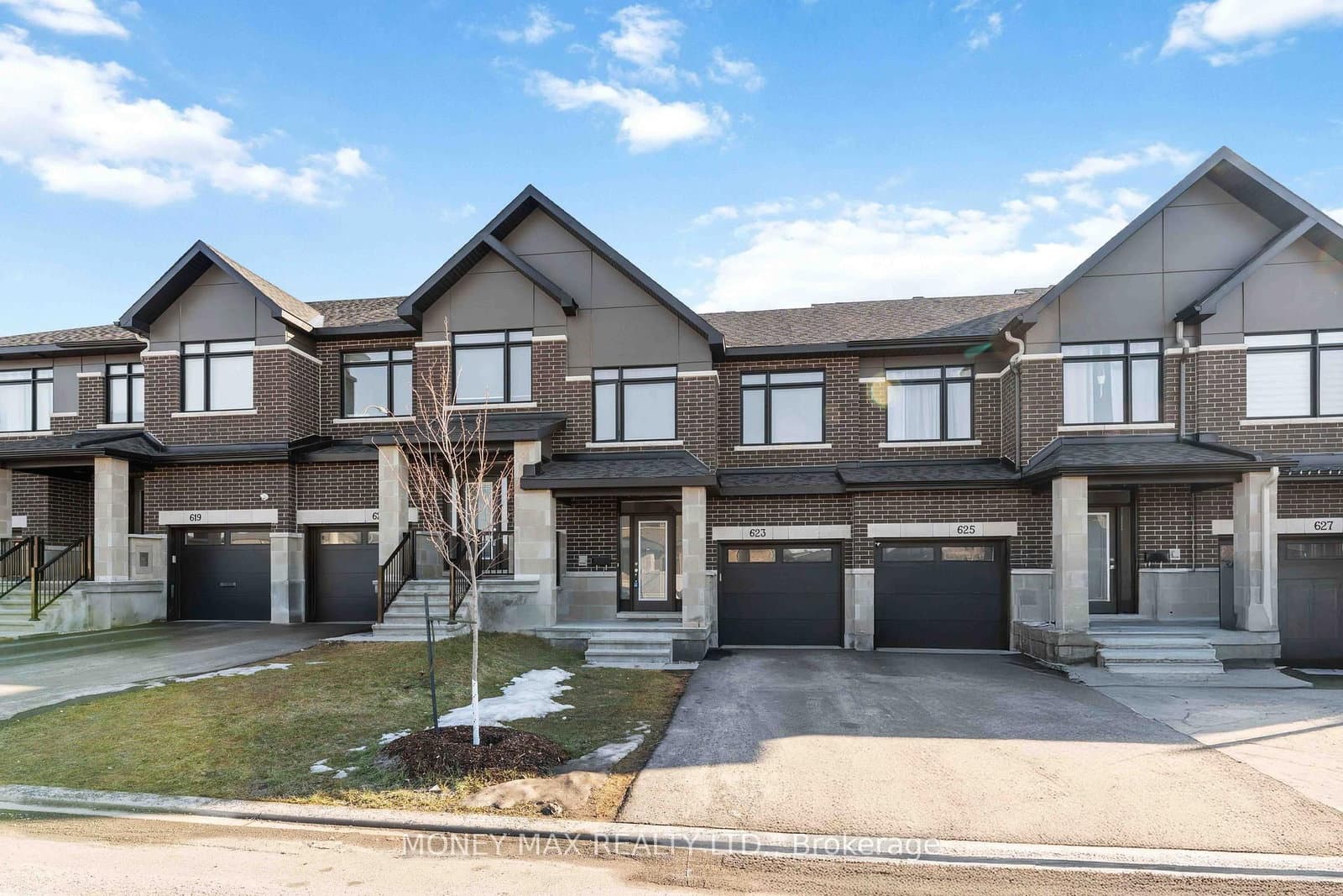 623 Knotridge Street, Orleans, ON