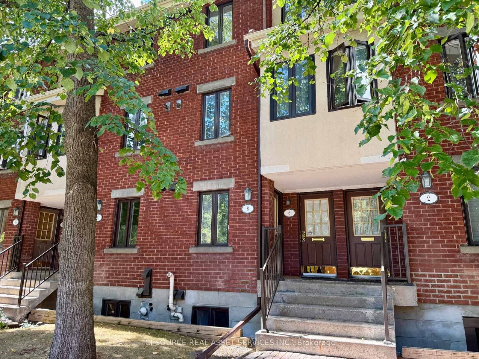 8 Blue Moon Private, Ottawa, ON