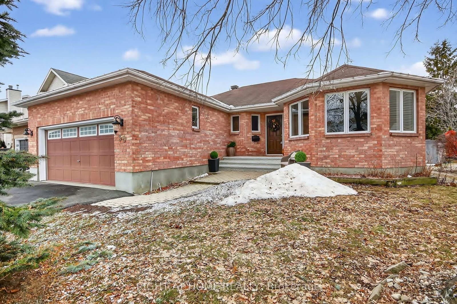 30 Randall James Drive, Stittsville, ON