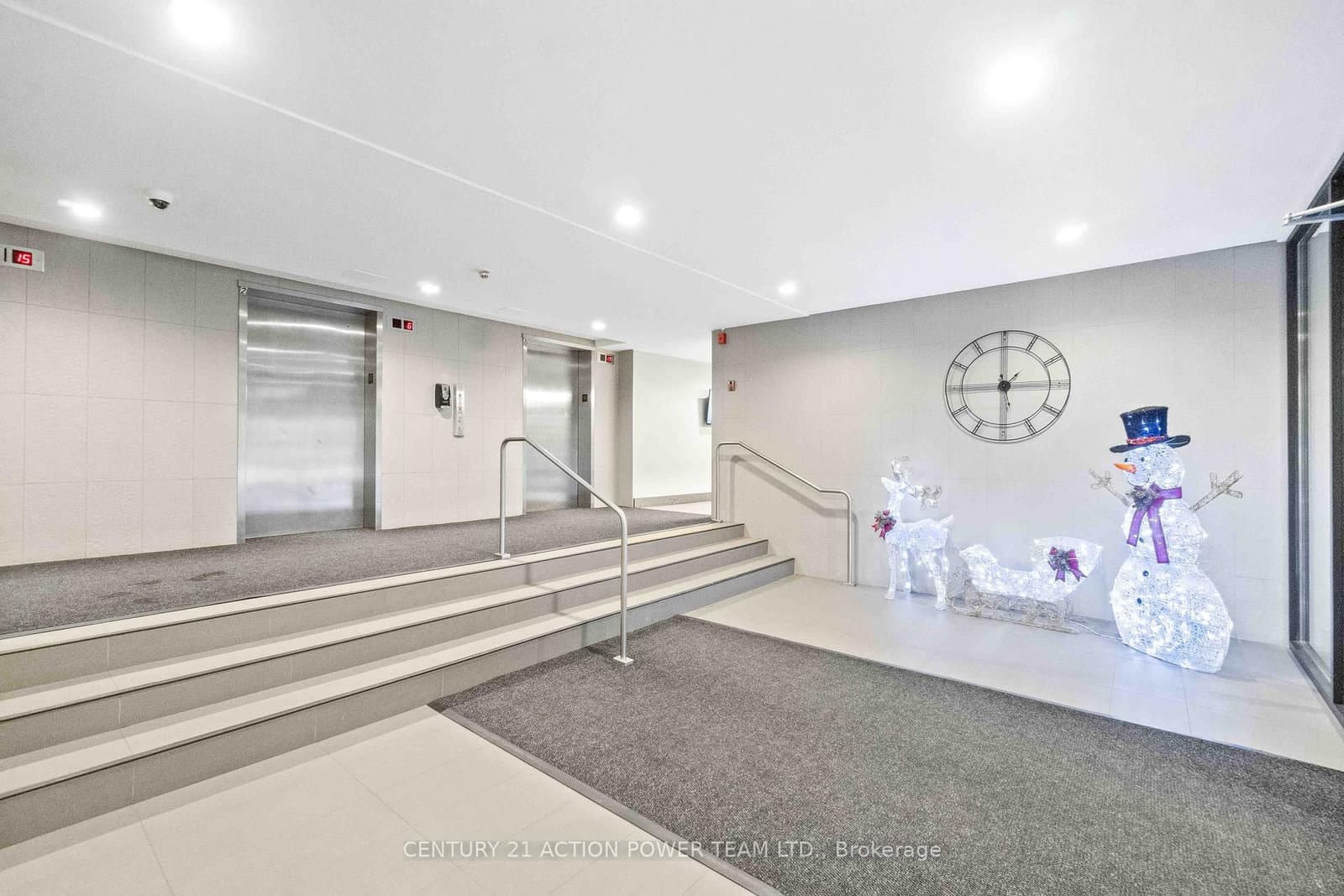 807 - 665 Bathgate Drive, Ottawa, ON — photo 2