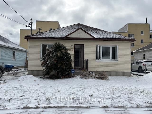 Main - 304 Frontenac Avenue, Ottawa, ON — photo 2