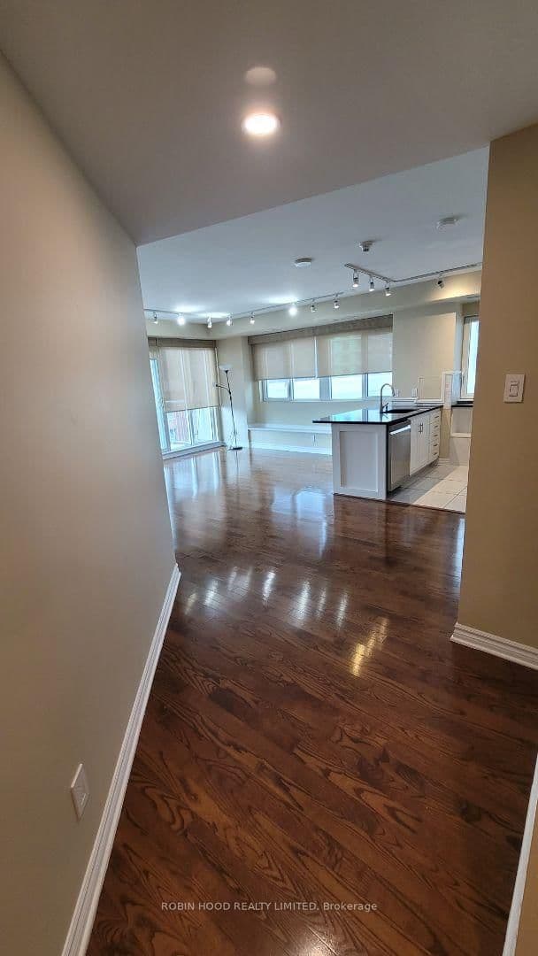 401 - 200 Rideau Street, Ottawa, ON — photo 2