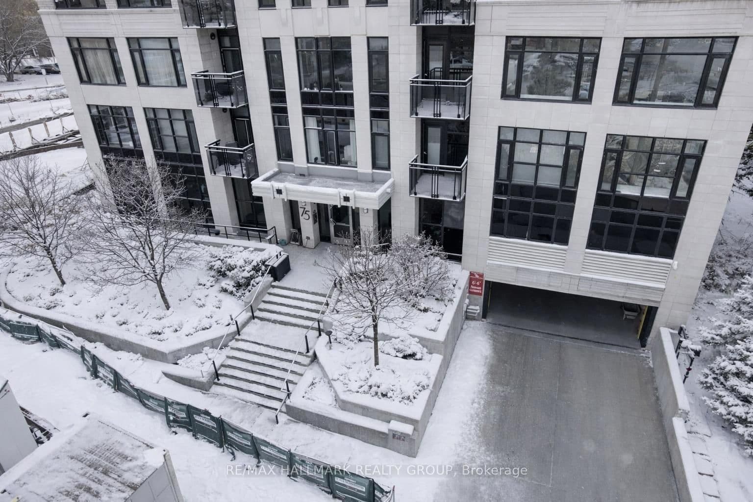 302 - 75 Cleary Avenue, Ottawa, ON — photo 2