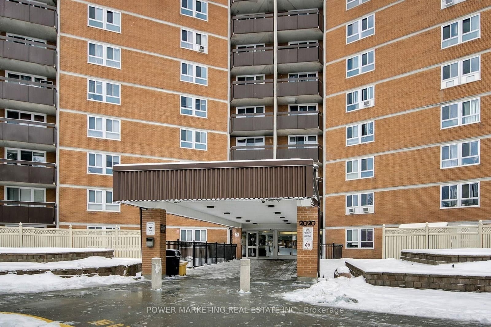 1116 - 2020 JASMINE Crescent, Ottawa, ON