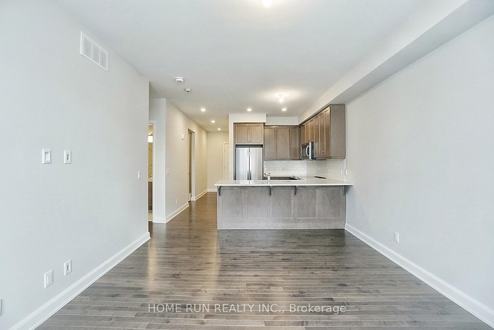 203 - 170 BOUNDSTONE Way, Ottawa, ON — photo 2