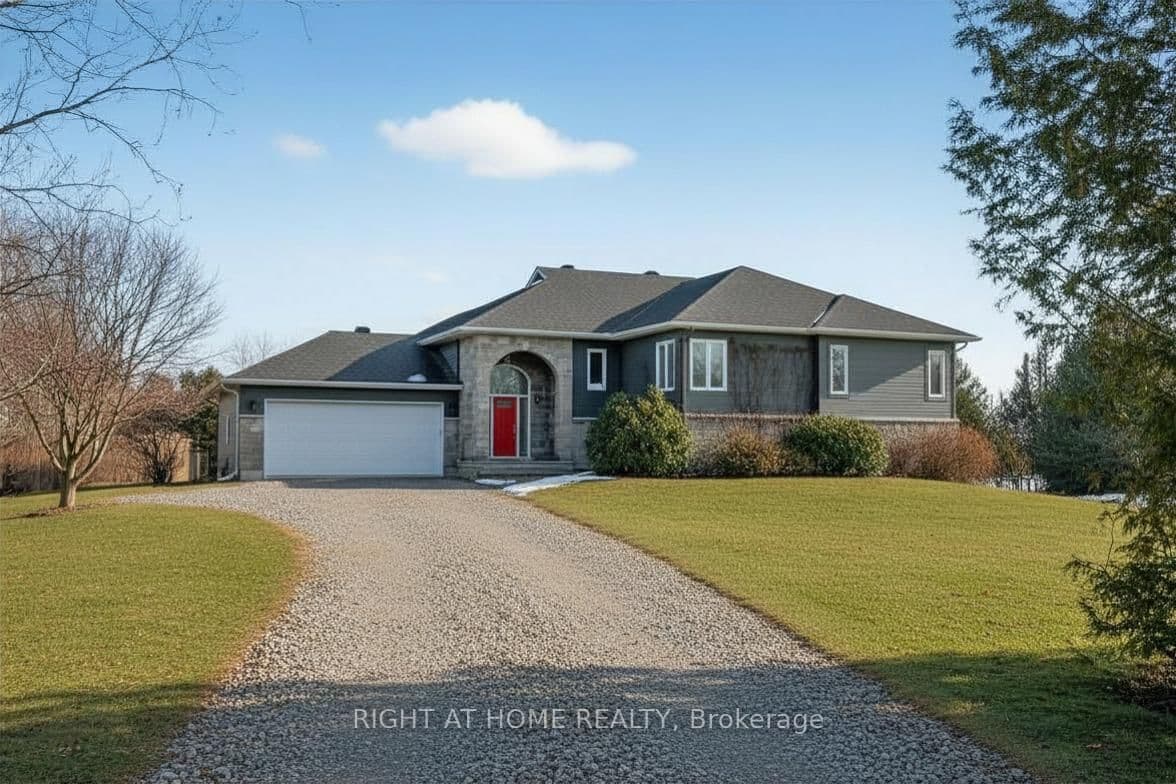 1641 Bearhill Road, Carp, ON