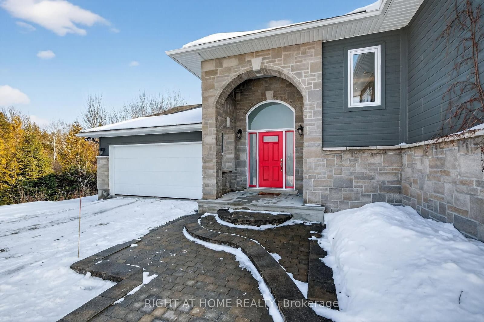 1641 Bearhill Road, Carp, ON — photo 3