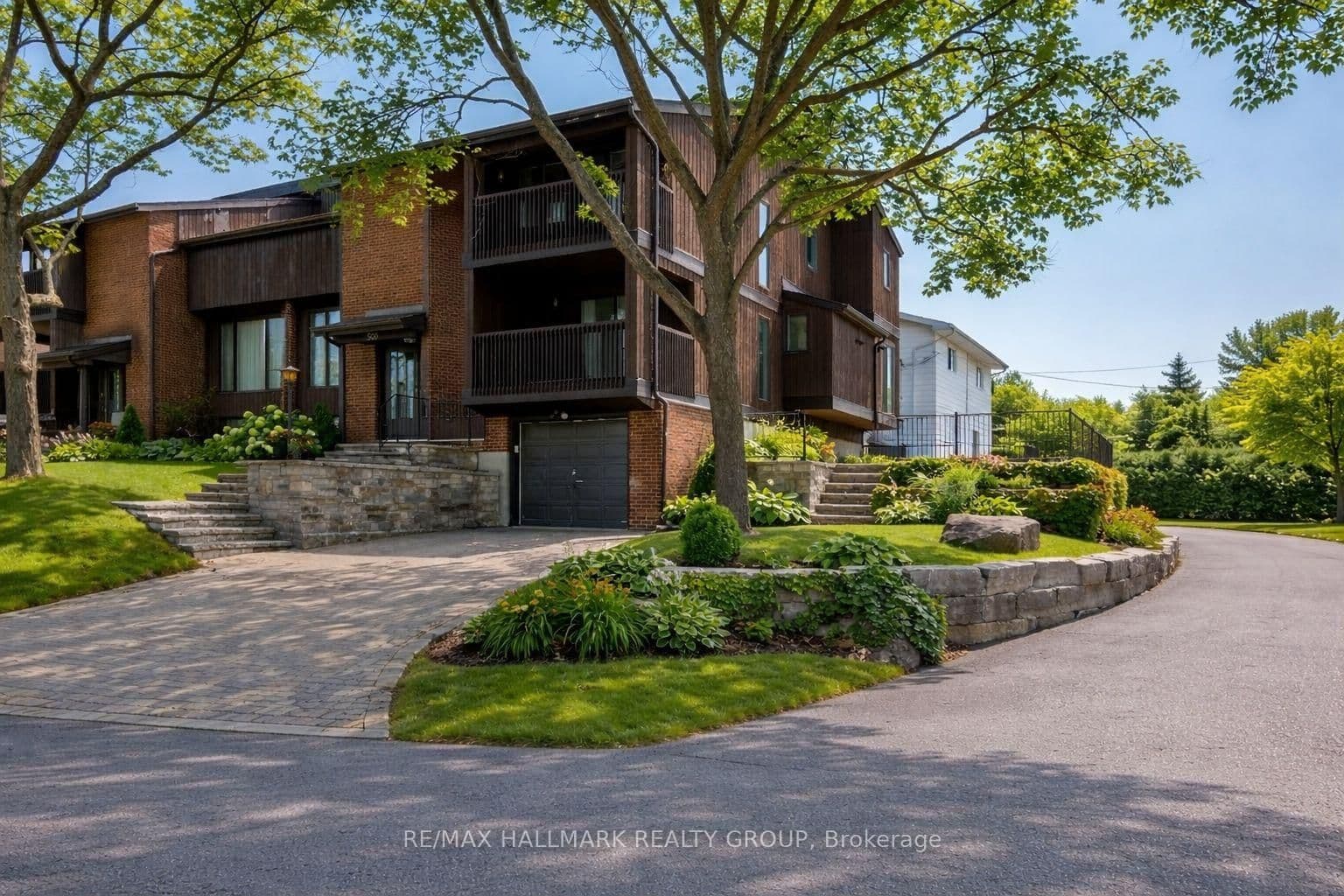 500 Foxview Place, Ottawa, ON — photo 2