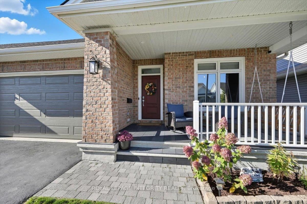 819 Tewin Circle, Orleans, ON — photo 2