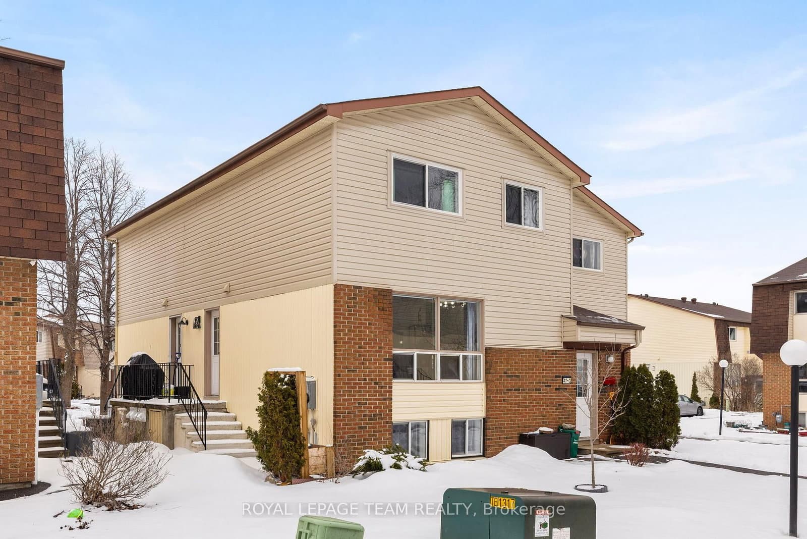 41C Forester Crescent, Ottawa, ON — photo 2