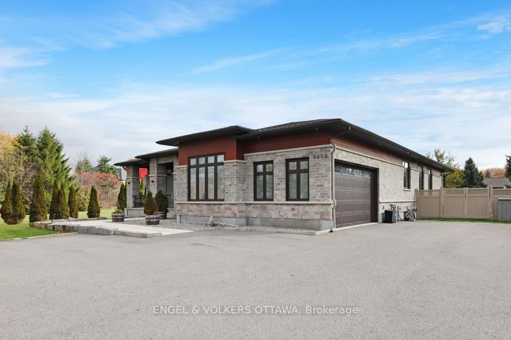 1296 Bankfield Road, Ottawa, ON