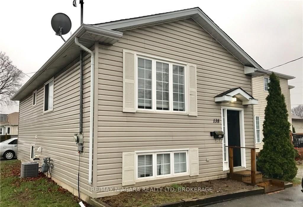 LOWER - 138 Carlton Street, St. Catharines, ON