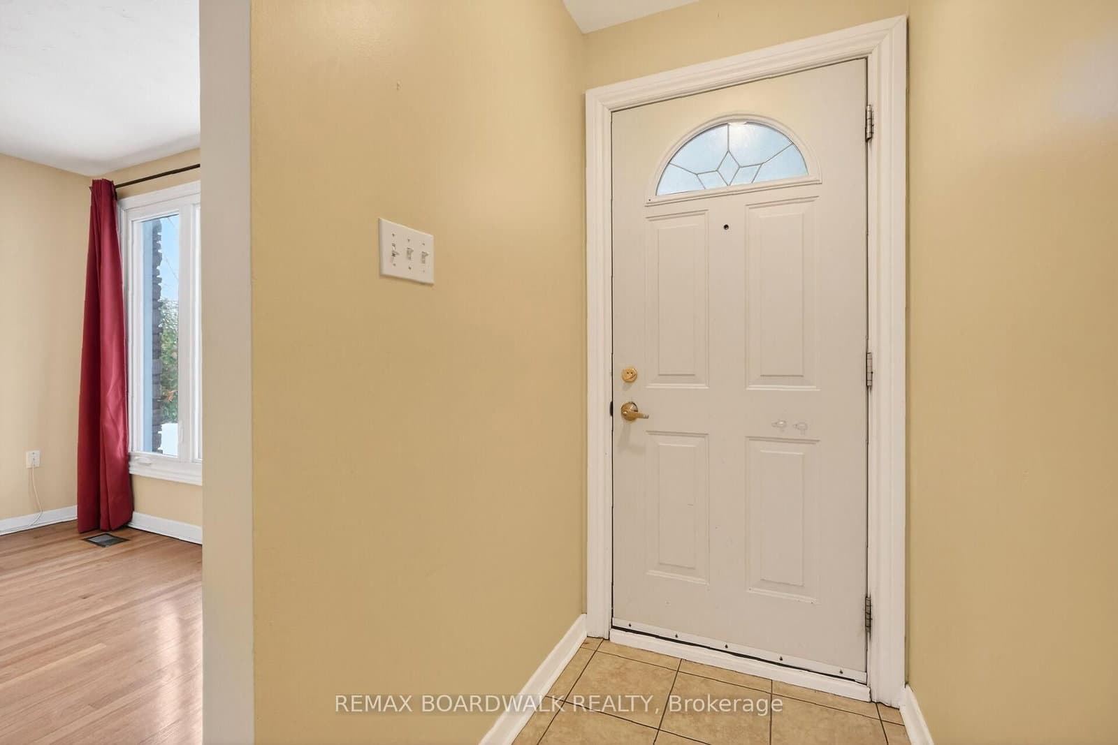 2666 Regina Street, Ottawa, ON — photo 2