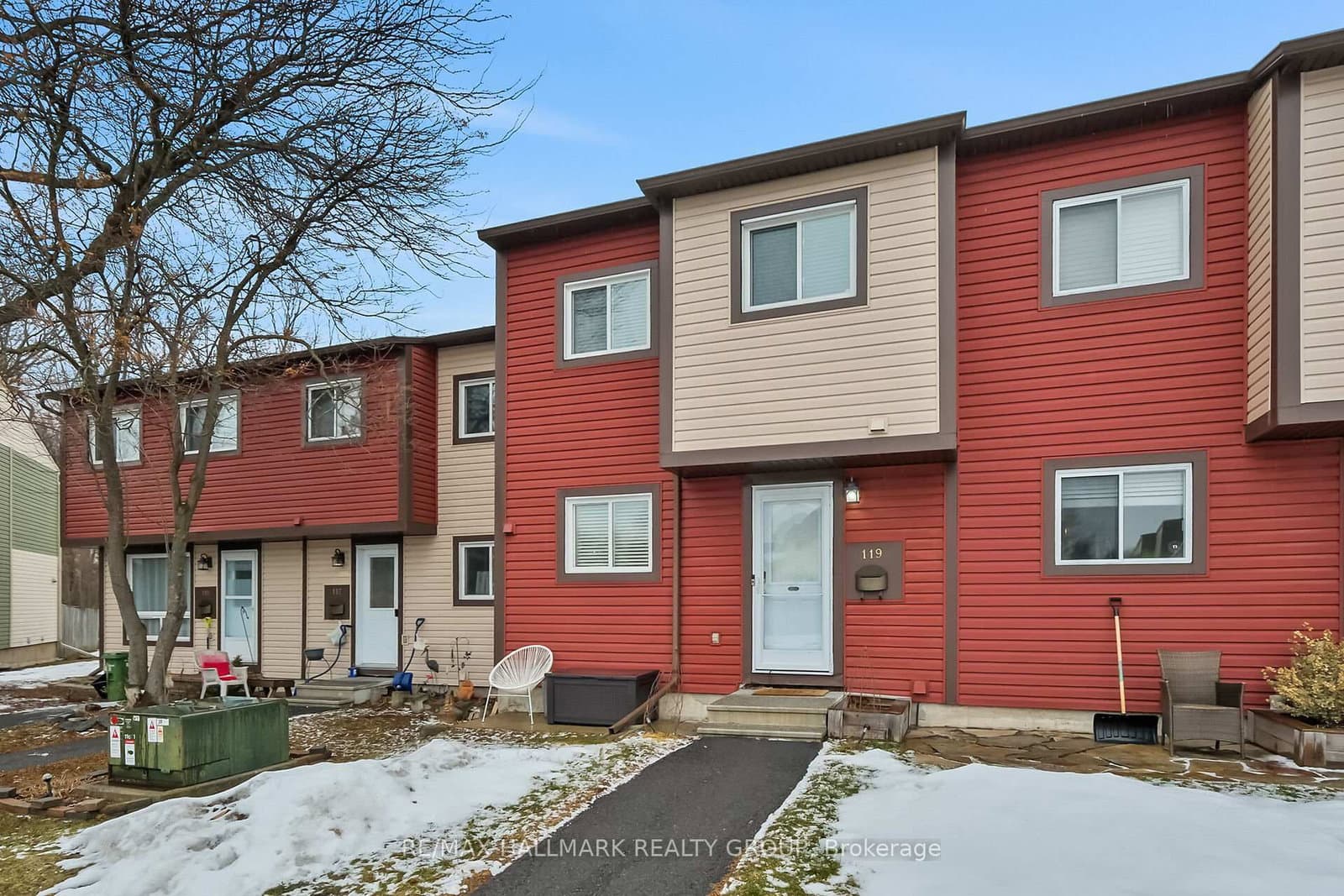 119 Teal Crescent, Orleans, ON — photo 3