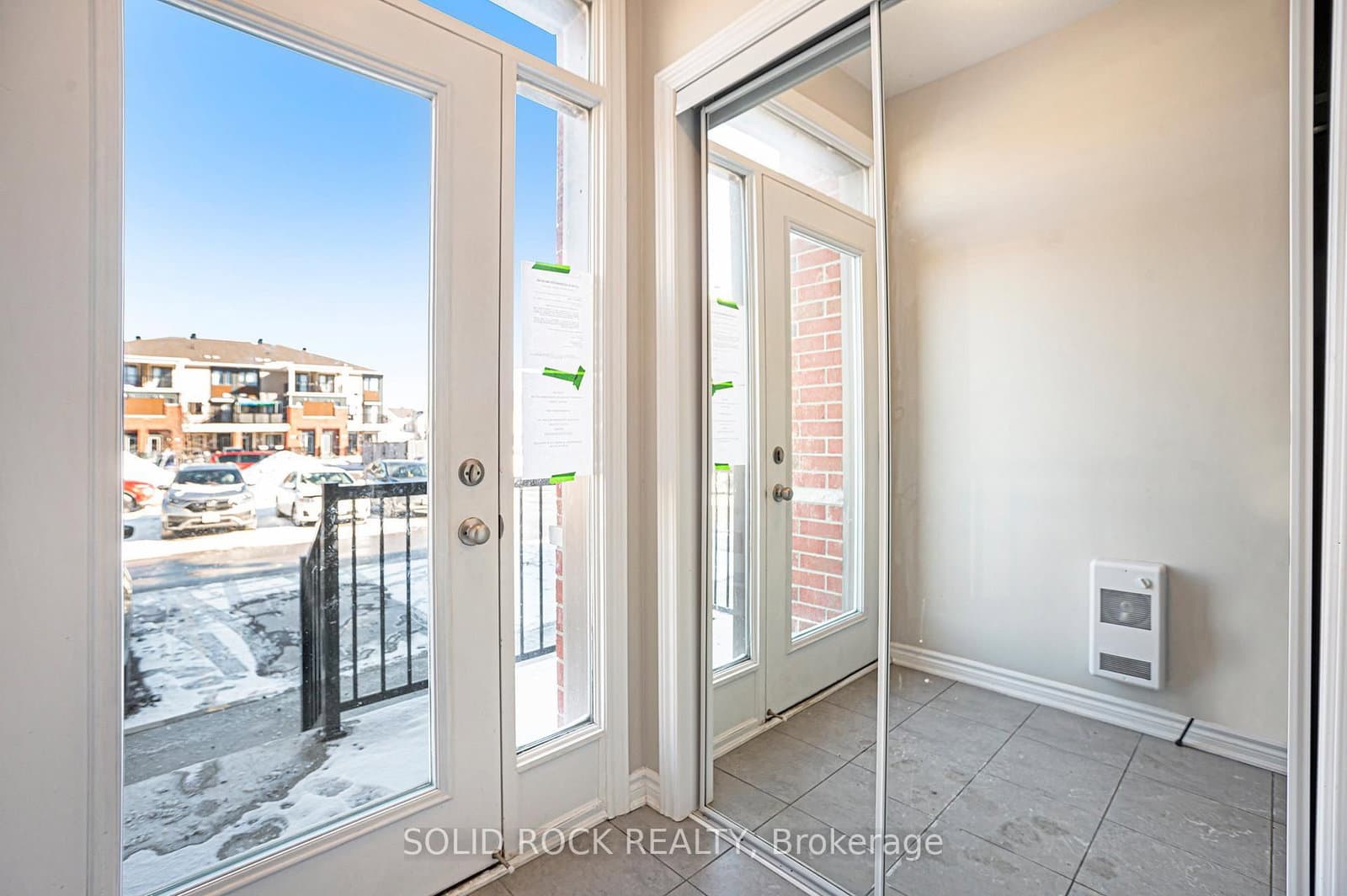 42 - 150 Walleye Private, Ottawa, ON — photo 2