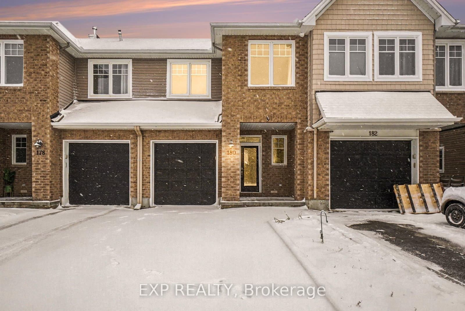 180 Flat Sedge Crescent, Ottawa, ON