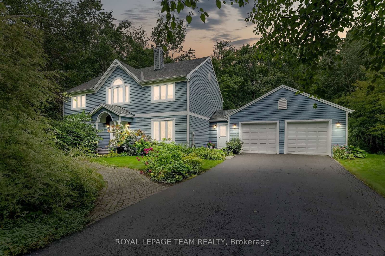 5517 Cedar Drive, Ottawa, ON