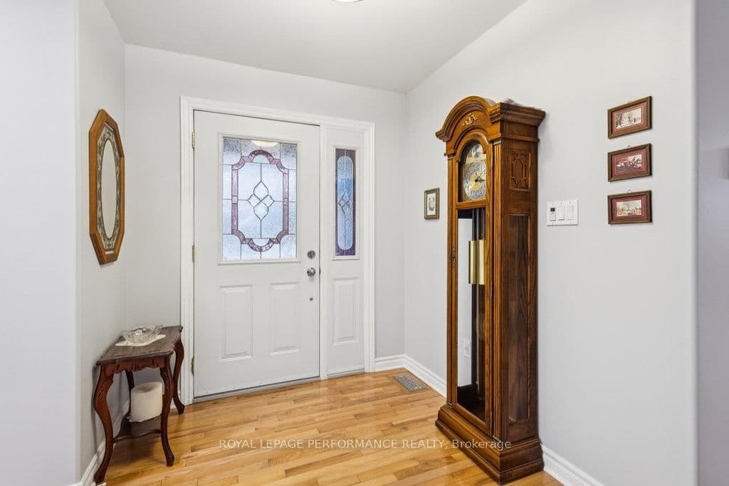 7051 Donwel Drive, Greely, ON — photo 2