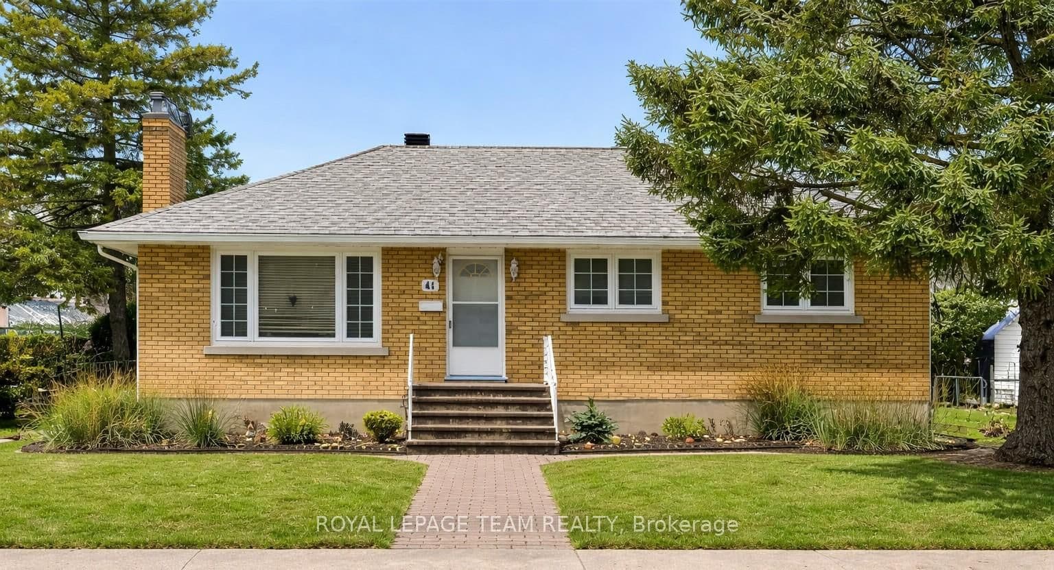41 Capilano Drive, Ottawa, ON