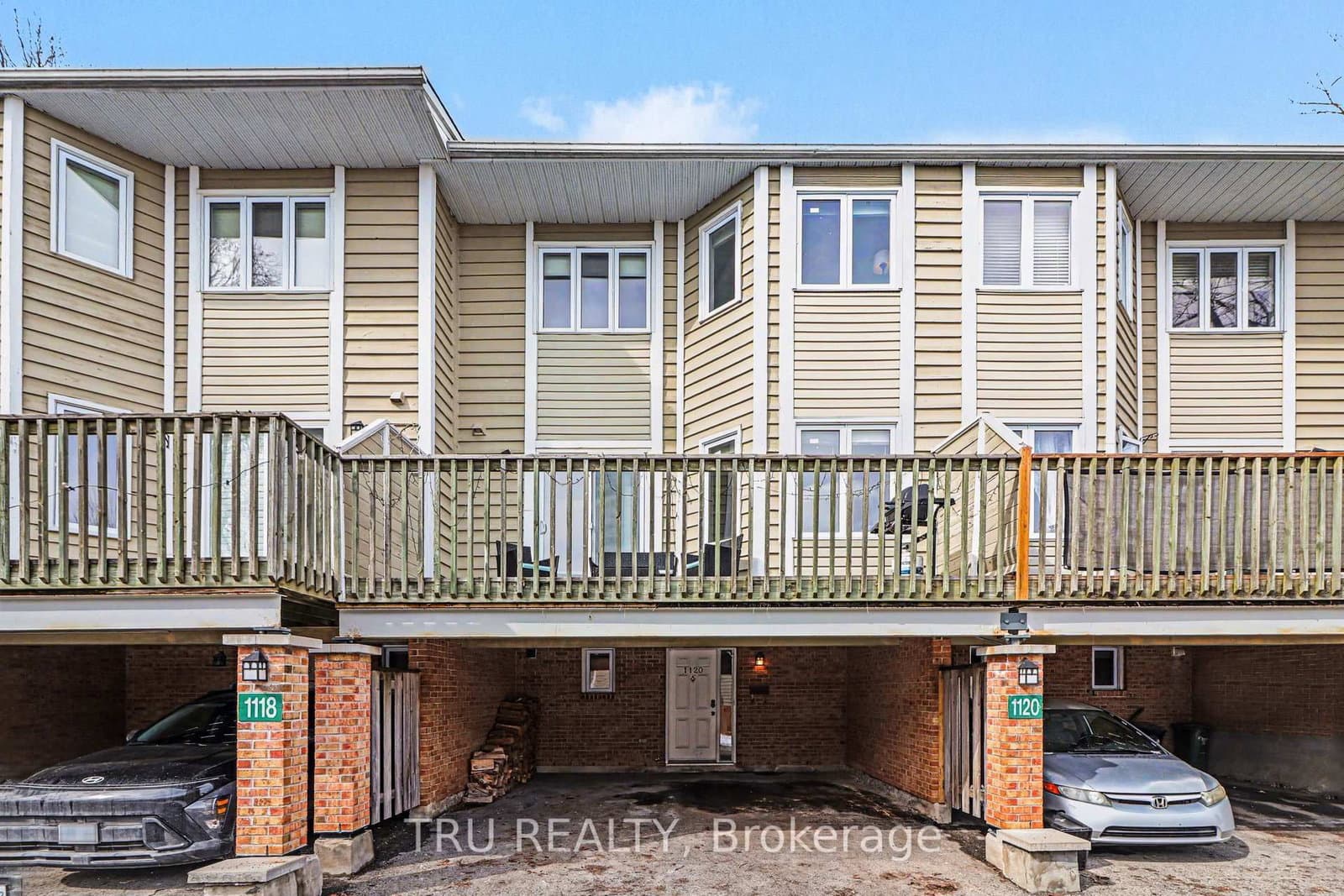 1120 Chimney Hill Way, Ottawa, ON