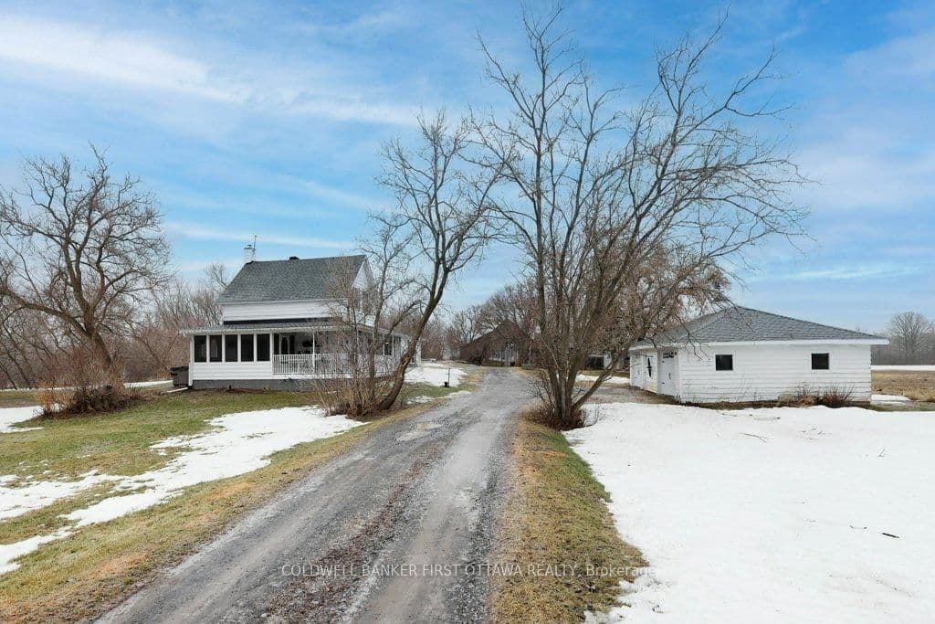 3968 Diamondview Road, Kinburn, ON — photo 3
