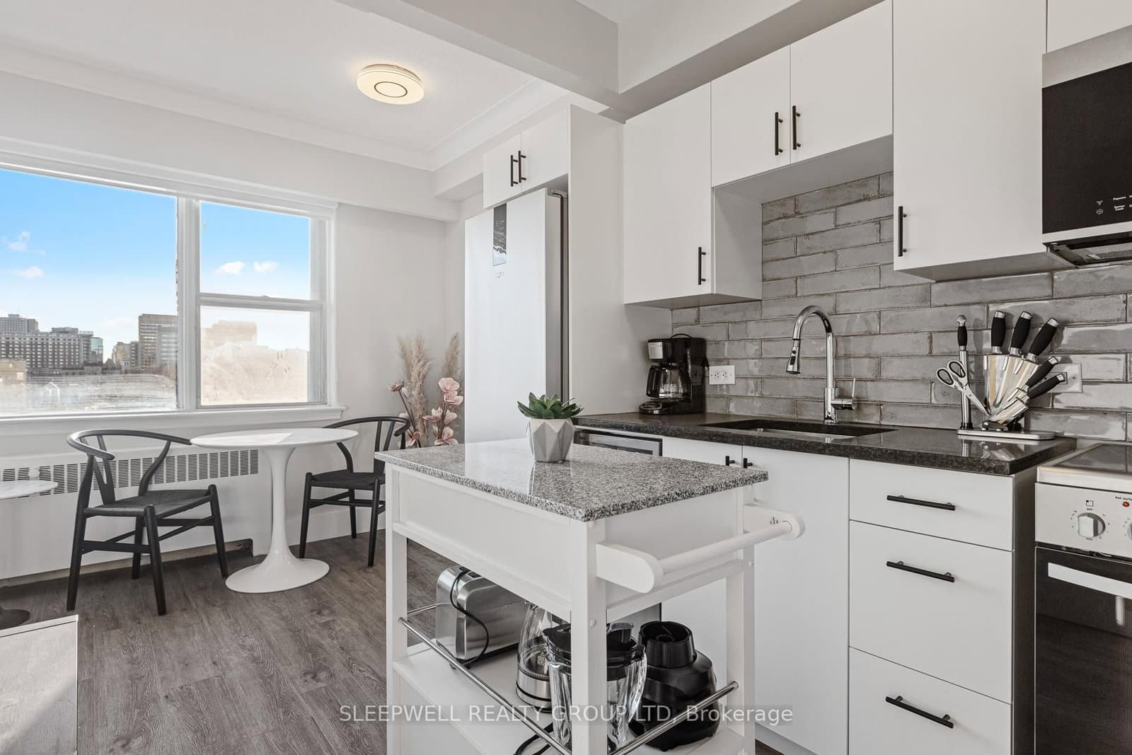 280 Laurier Avenue, Ottawa, ON — photo 3