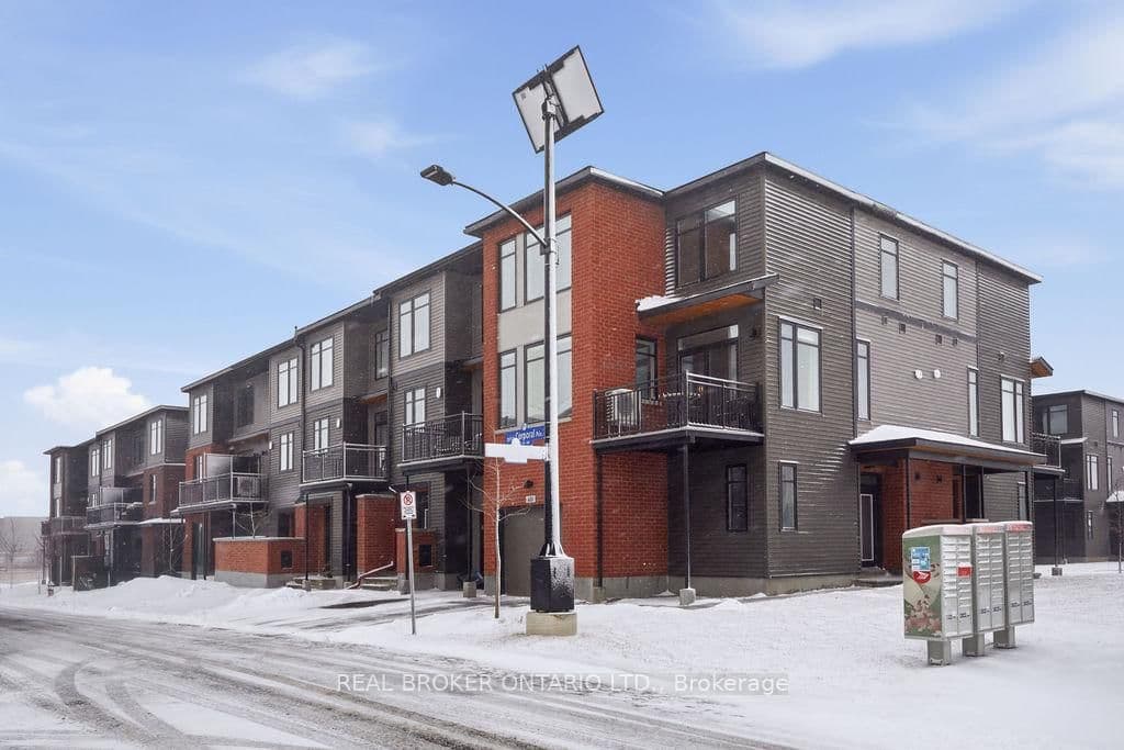 631 Corporal Private, Ottawa, ON — photo 3