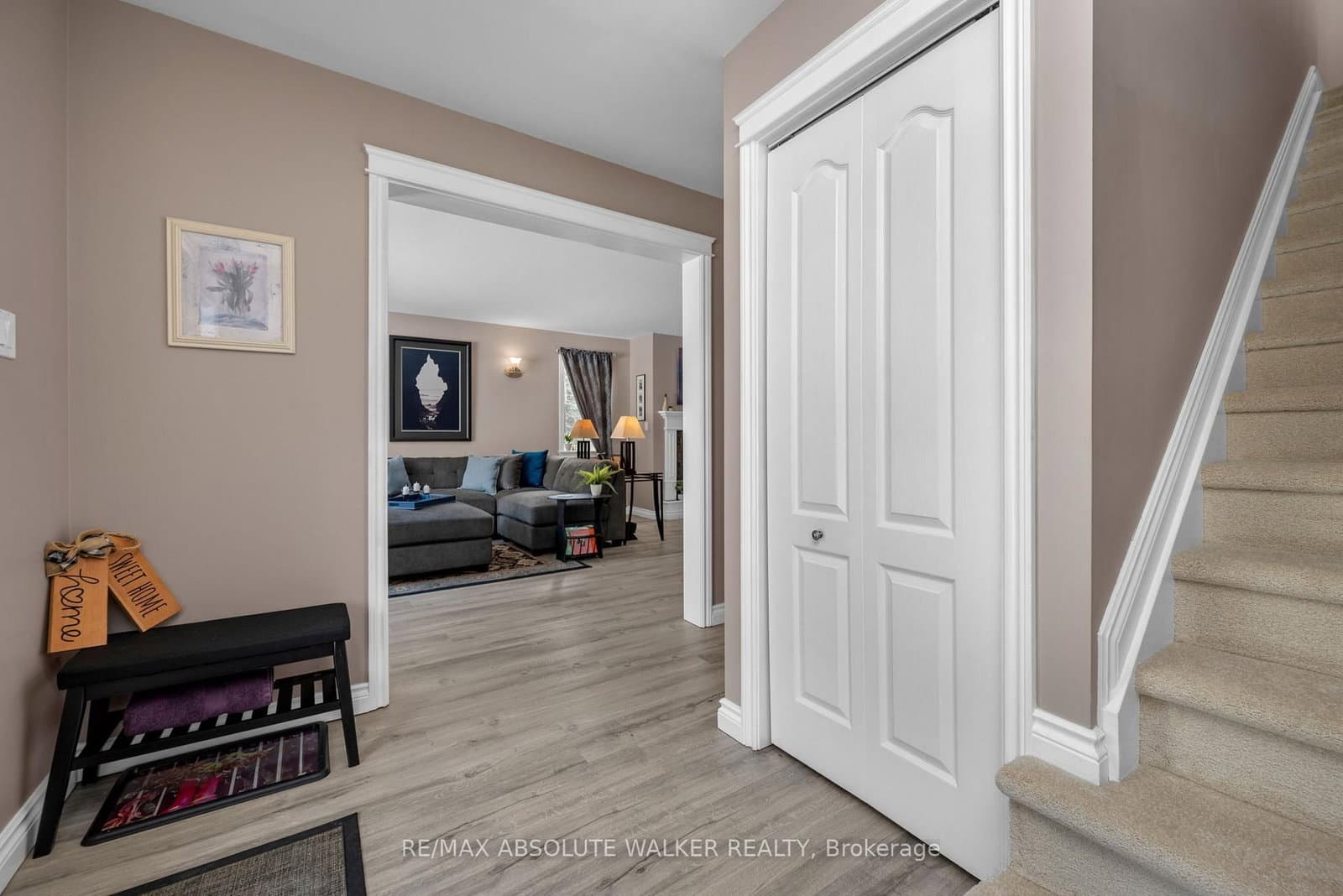 184 Charmont Way, Ottawa, ON — photo 3