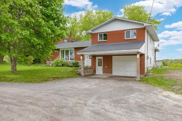 2656 Canaan Road, Sarsfield, ON