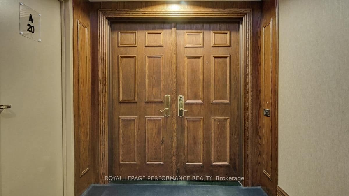 2002 - 1480 Riverside Drive, Ottawa, ON — photo 2