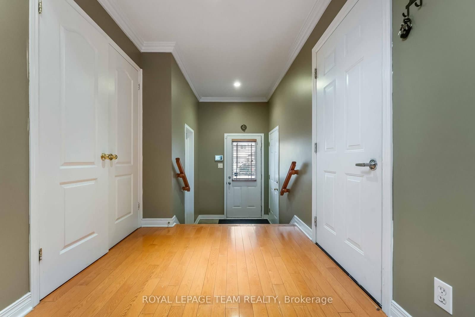 191 Deerfox Drive, Ottawa, ON — photo 3