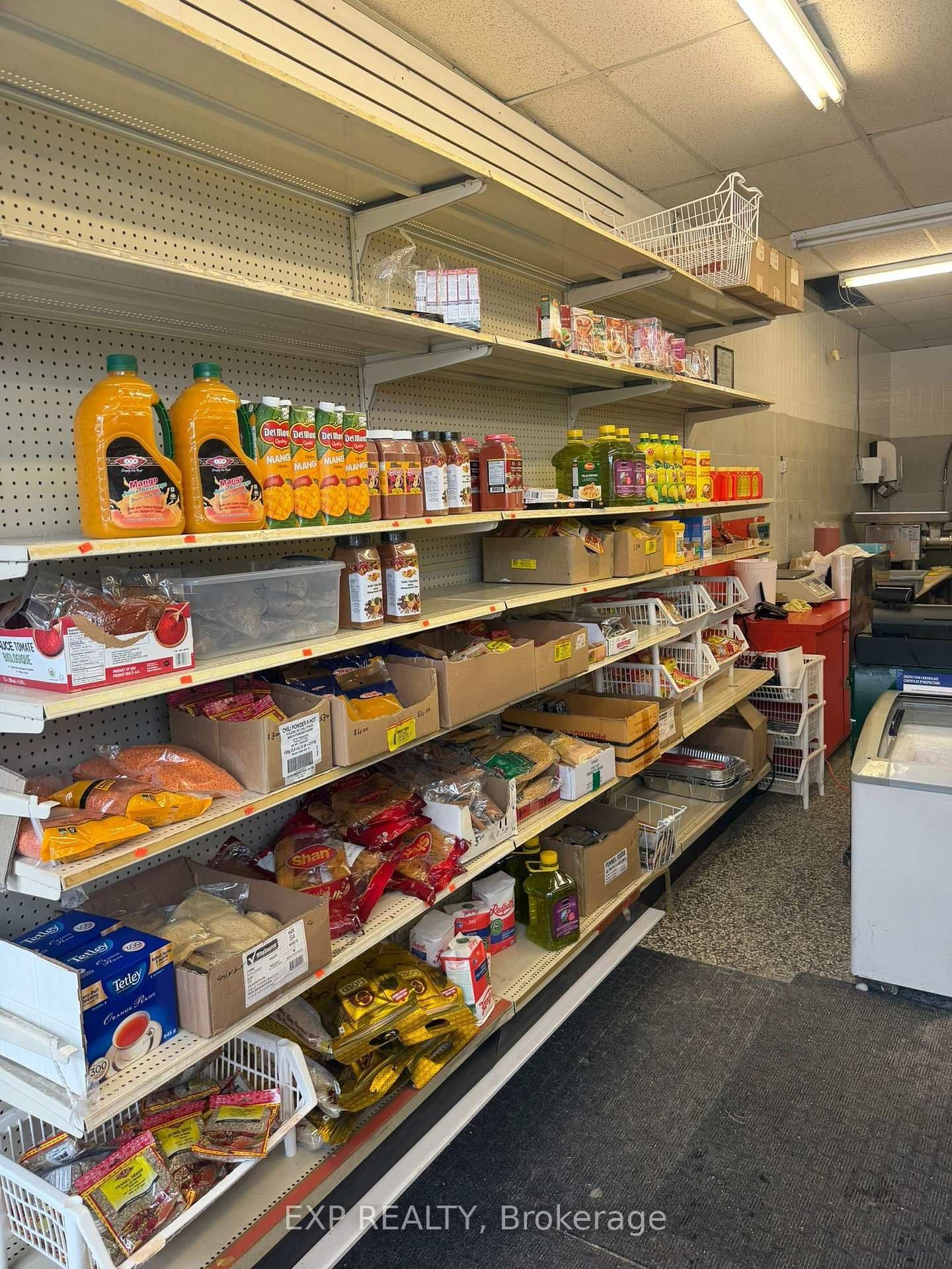 109 Mann Avenue, Ottawa, ON — photo 2