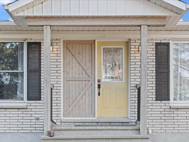 2462 Dunning Road, Sarsfield, ON — photo 3