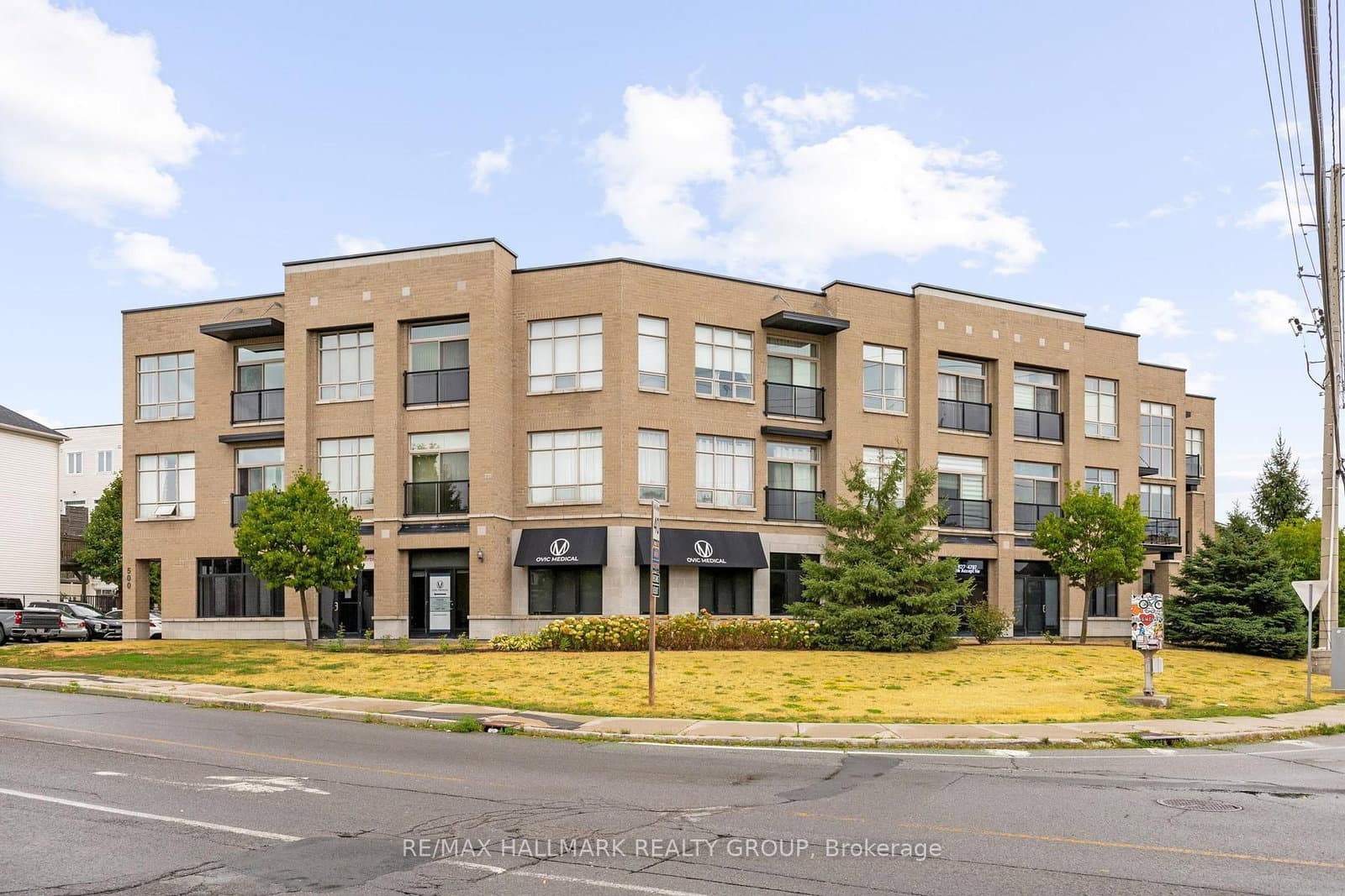 206 - 500 Claridge Drive, Ottawa, ON