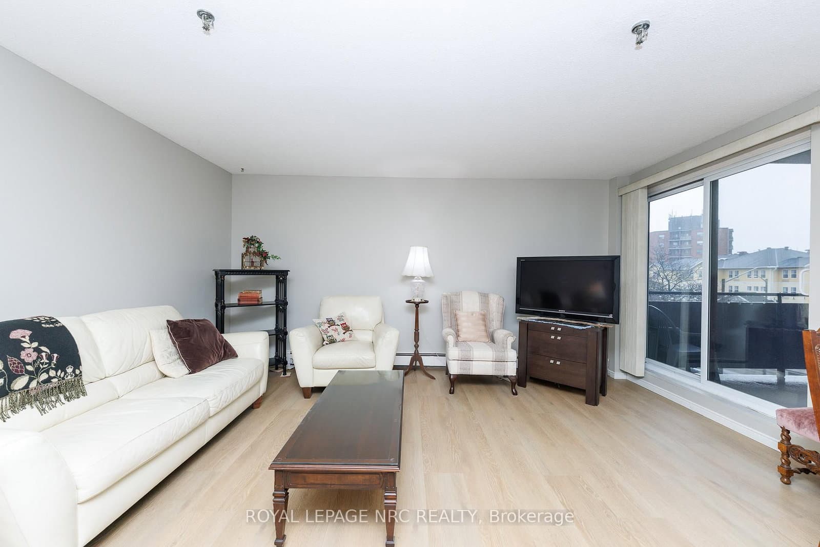 308 - 3955 PORTAGE Road, Niagara Falls, ON — photo 3