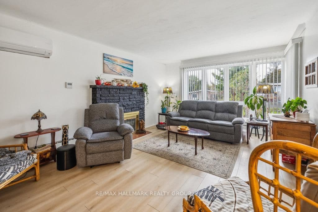 264 Michel Circle, Ottawa, ON — photo 3