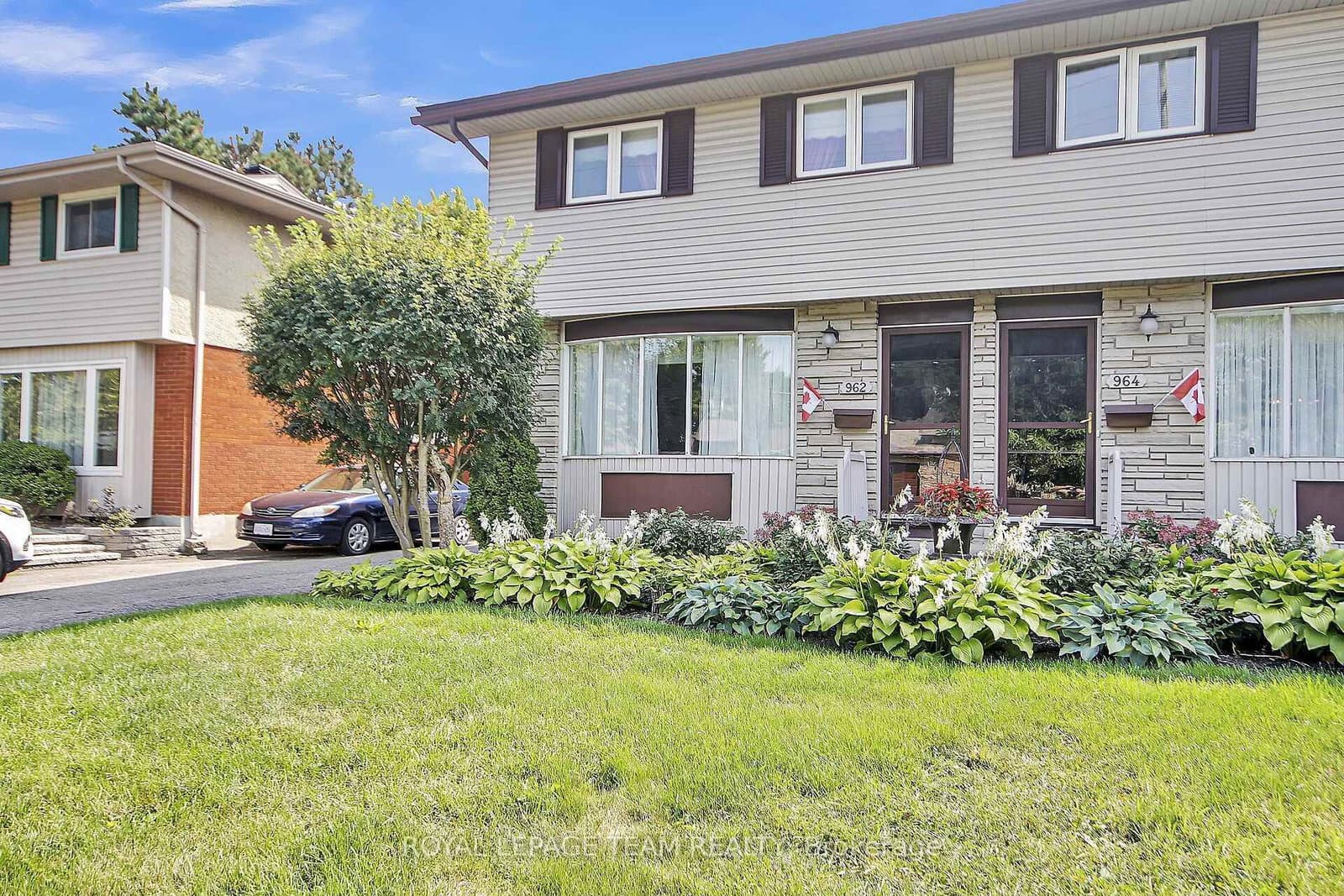 962 Dynes Road, Ottawa, ON — photo 2